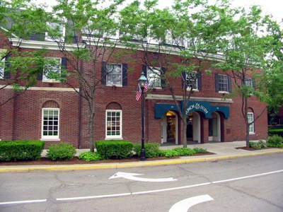 Punch and Judy Theatre - Recent Pic (newer photo)